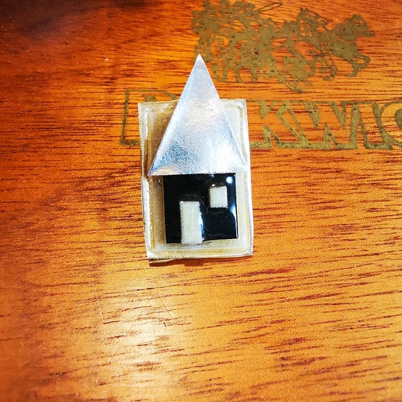 Vintage Artisan Made Glass Metal and Acrylic House Brooch Pin - Picture 2 of 10